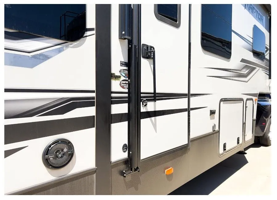 SAFE-T-RAIL